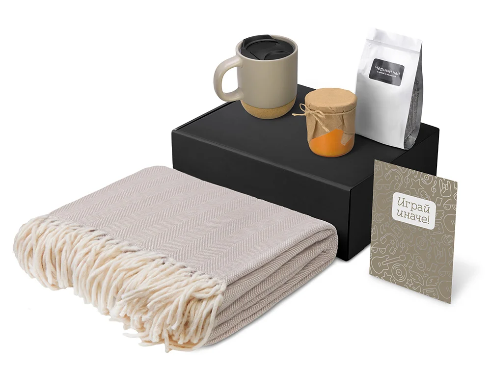 Подарочный набор Re:y. Nest с пледом, кружкой и вареньем