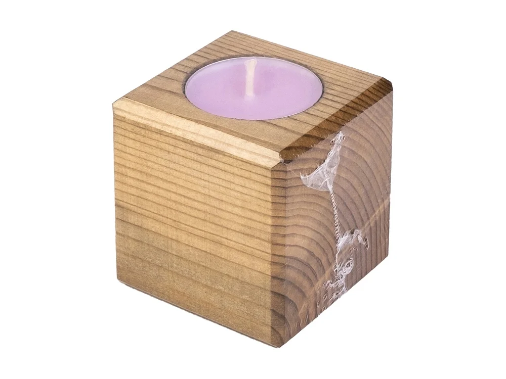 Свеча в декоративном подсвечнике Клубника