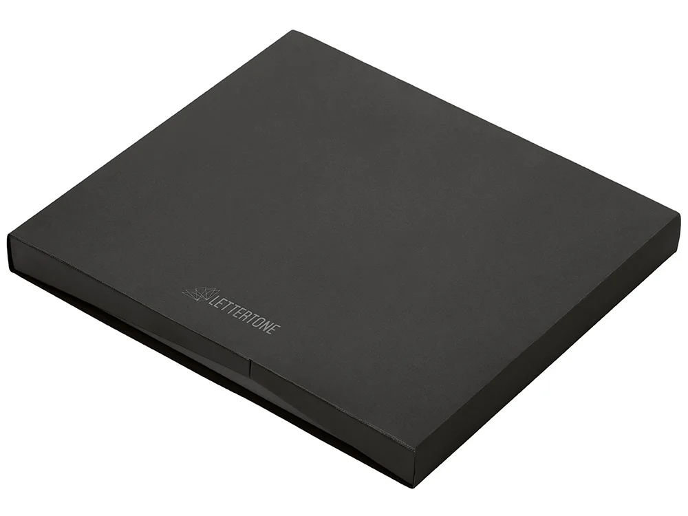 Подарочный набор Tesla с блокнотом А5, ручкой и пауэрбенком на 10 000 mAh