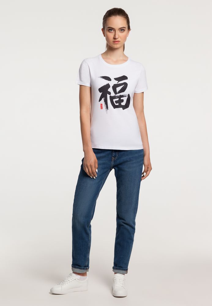 Футболка женская «Вечные ценности. Любовь»