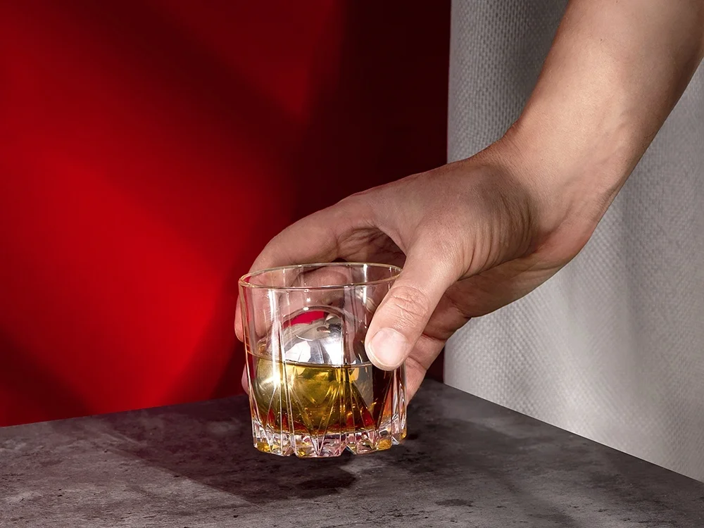 Стальная сфера для охлаждения напитков ChillSphere