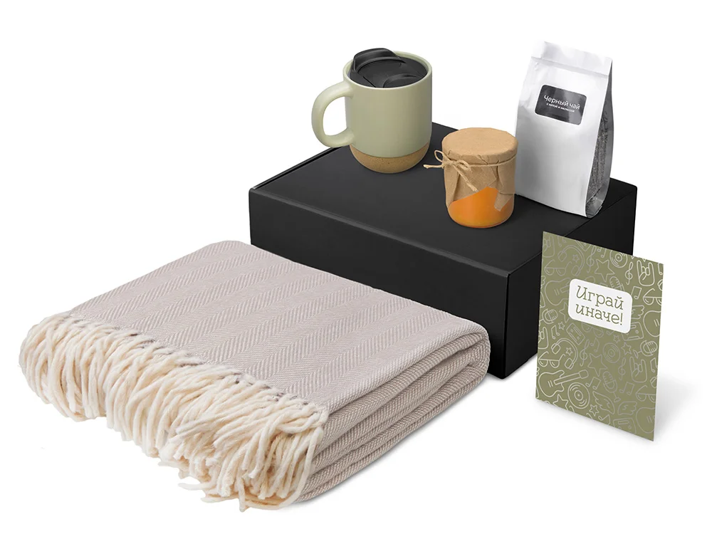 Подарочный набор Re:y. Nest с пледом, кружкой и вареньем