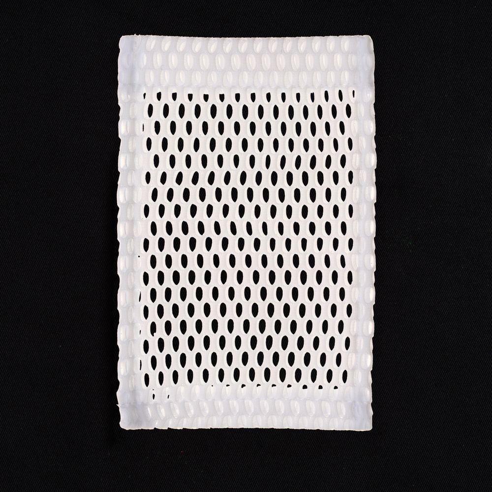 Карман из крупной сетки Pose