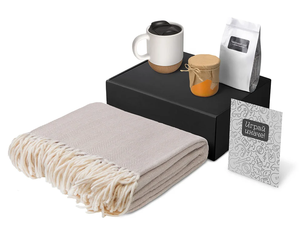 Подарочный набор Re:y. Nest с пледом, кружкой и вареньем