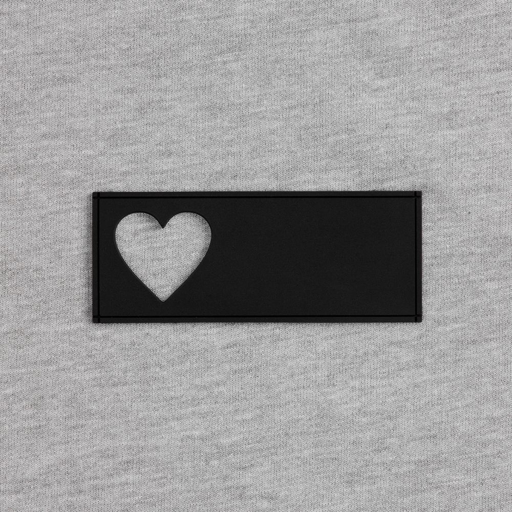 Лейбл из ПВХ с вырубкой «Сердце»