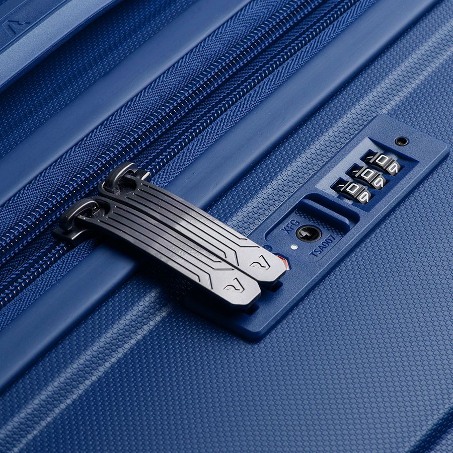 Чемодан Butterfly M