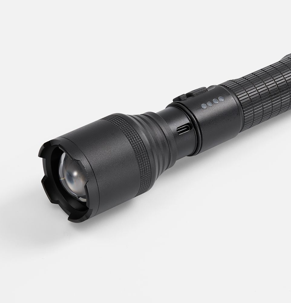 Фонарь аккумуляторный с фокусировкой луча FarSee