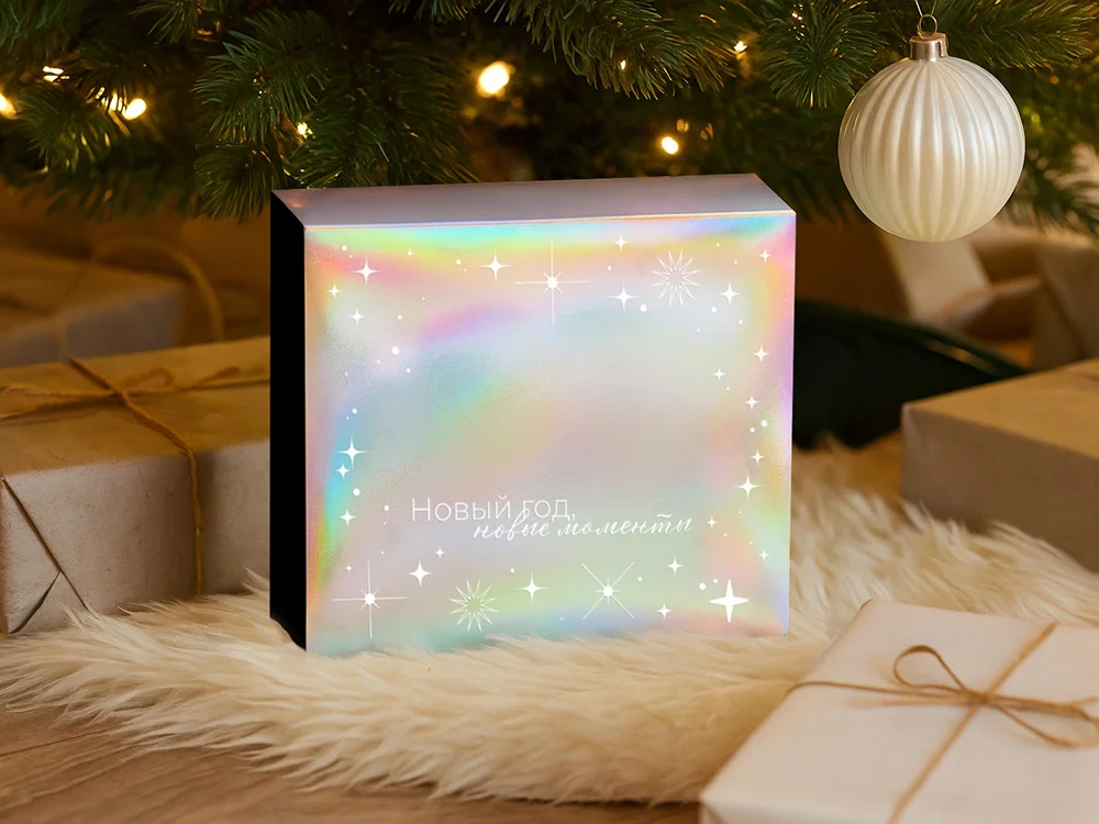 Подарочная коробка с голографическим шубером Aurora, L