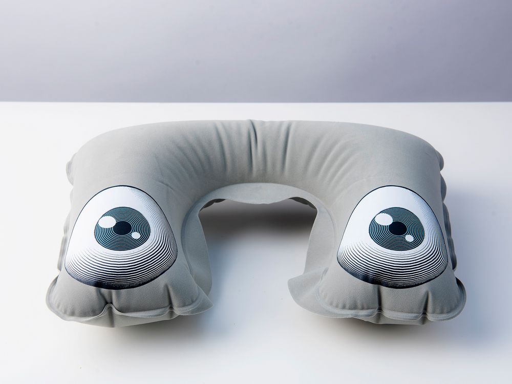 Надувная подушка под шею в чехле Sleep