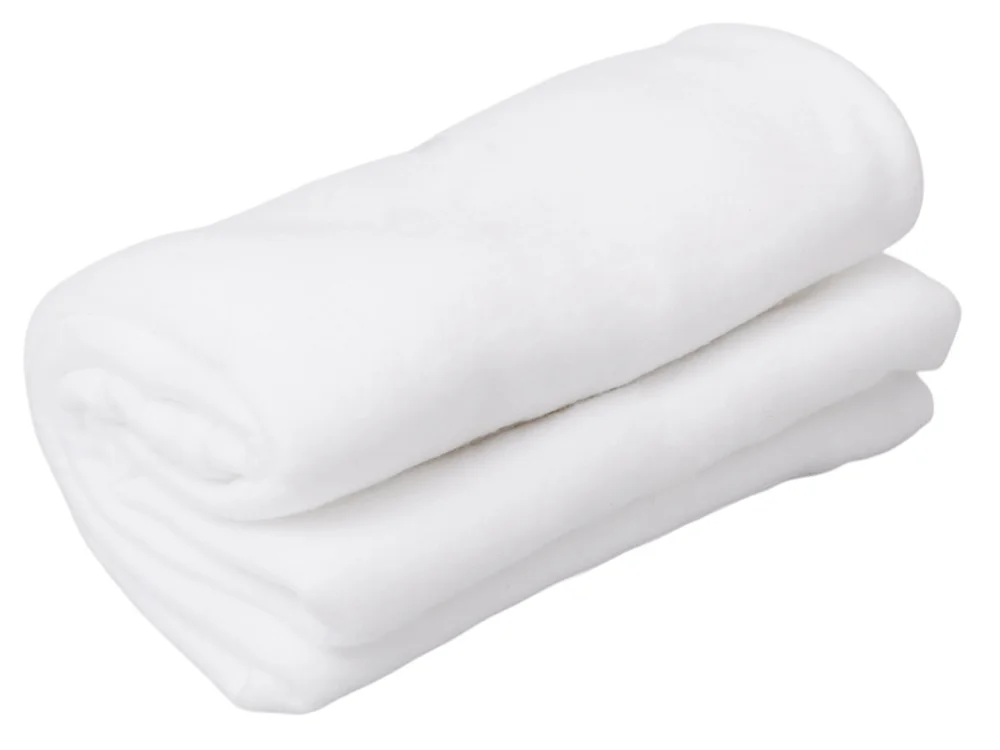 Подарочный набор: кукла фарфоровая, плед флисовый