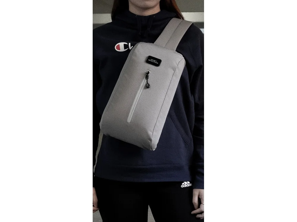 Сумка-слинг Nomad на одно плечо из водостойкого переработанного пластика