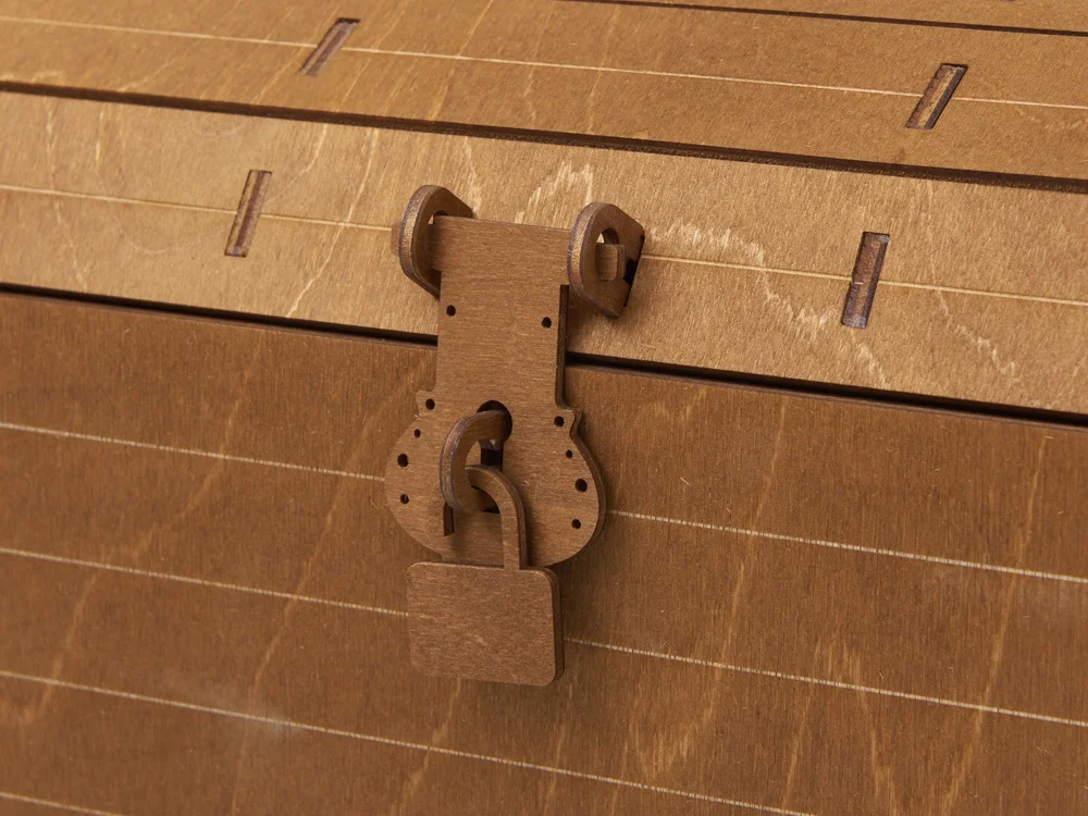 Подарочный набор: кукла фарфоровая, крем-мёд с лаймом и имбирем