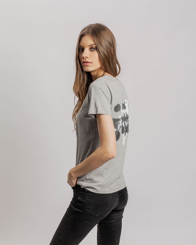 Футболка женская «Подсознательность»