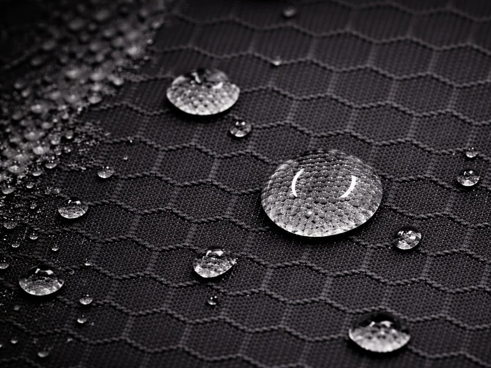 Сумка-слинг Nomad на одно плечо из водостойкого переработанного пластика