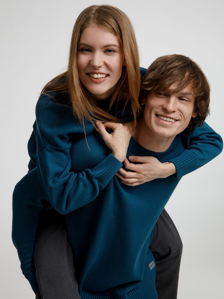 Джемпер оверсайз унисекс Stated в сумке