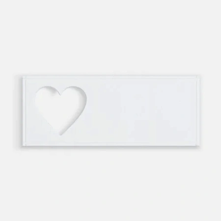 Лейбл из ПВХ с вырубкой «Сердце»